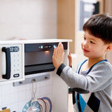 Hape Interactive Modern Wooden Kitchen 3-8Y