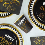 Lot de 8 gobelets papier Happy New Year doré et noir - vue 3