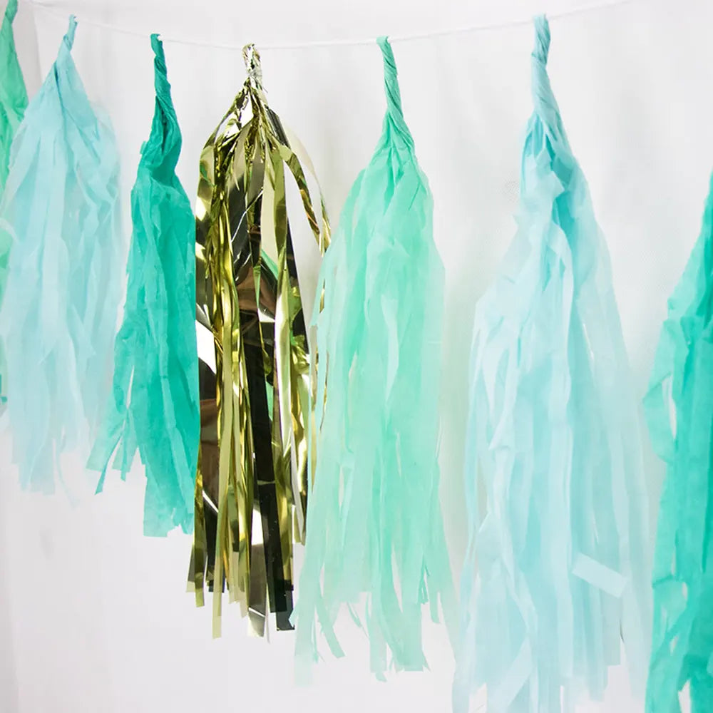 Blue Pom-Pom Garland – 200 cm