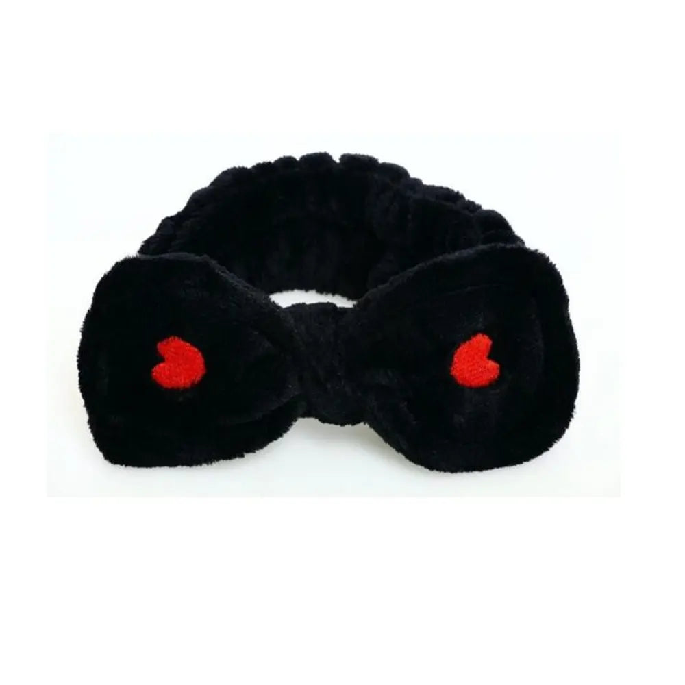 Diadema de terciopelo Zarine: elegancia y comodidad